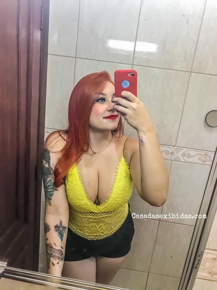 Ruiva Amadora Gostosa em Fotos Pelada