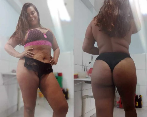 Fotos caseiras nua da Juju esposa dos sonhos.