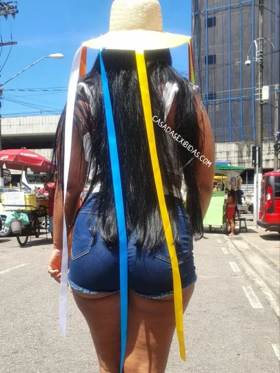 Sarielly casada amadora exibicionista.
