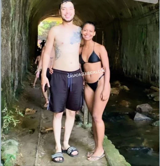 Corno e namorada vazou na net.