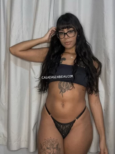 Fotos pelada da morena tatuada 